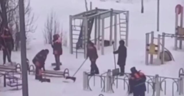 Hindistanlı miqrantların Rusiyada MACƏRALARI: Nə qar görüblər, nə də duş – VİDEO