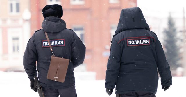 Məktəbdə HƏYƏCAN: 13 yaşlı şagird xadiməni YARALADI – FOTO