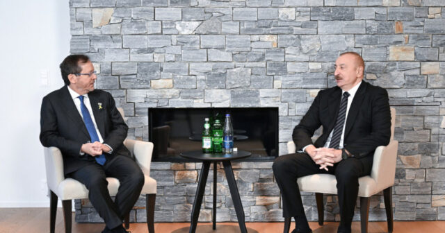 Azərbaycan və İsrail prezidentləri Davosda görüşüb