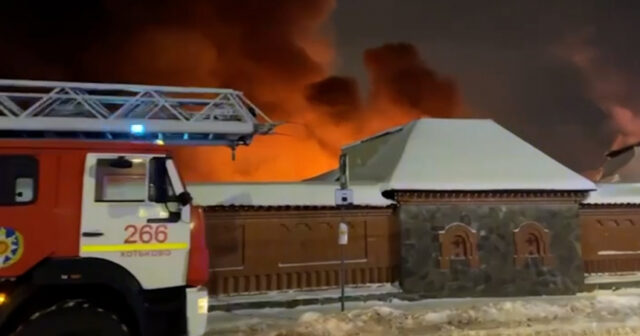 Yanan evdə köməksiz qalan 17 it XİLAS EDİLDİ – VİDEO Yanan evdə köməksiz qalan 17 it XİLAS EDİLDİ – VİDEO