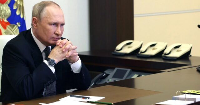 KremldəTƏŞVİŞ: Maduronun devrilməsi neftin qiymətini ÇÖKDÜRƏ BİLƏR KremldəTƏŞVİŞ: Maduronun devrilməsi neftin qiymətini ÇÖKDÜRƏ BİLƏR