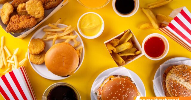 Alimlər SÜBUT ETDİ: Burgerlər tütündən daha güclü asılılıq yaradan “NARKOTİKDİR”