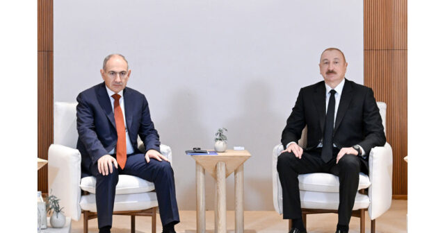 Əbu-Dabidə İlham Əliyev və Nikol Paşinyan arasında geniş tərkibdə görüş keçirilib – YENİLƏNİB