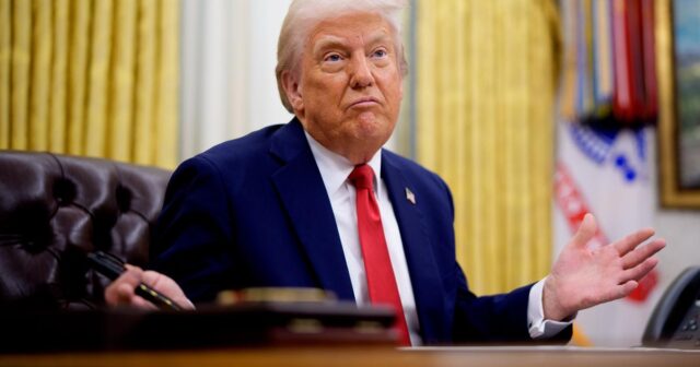 ABŞ-nin qlobal idxal rüsumları rəsmən QÜVVƏYƏ MİNDİ