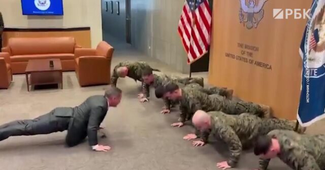 Mayk Uoltsdan hərbçilərə DƏSTƏK: BMT səfiri rəsmi geyimdə “JİM” ETDİ – VİDEO