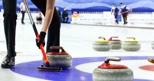 Körlinq dünyasında böyük QALMAQAL: Kanadalı idmançıların fırıldağı İFŞA OLUNDU – FOTO/VİDEO