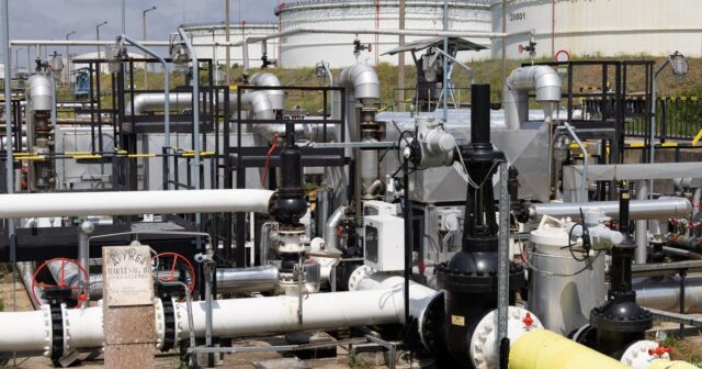 Aİ-dən Kiyevə ULTİMATUM: “Dostluq” kəməri təmir olunmalıdır