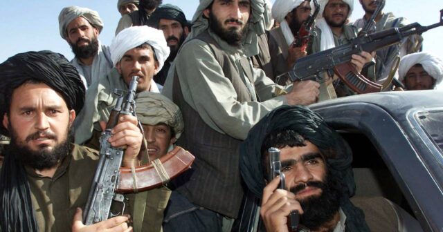 Pakistan sərhədində GƏRGİNLİK: “Taliban” məscidlərdə MÖVQE QURUR – VİDEO