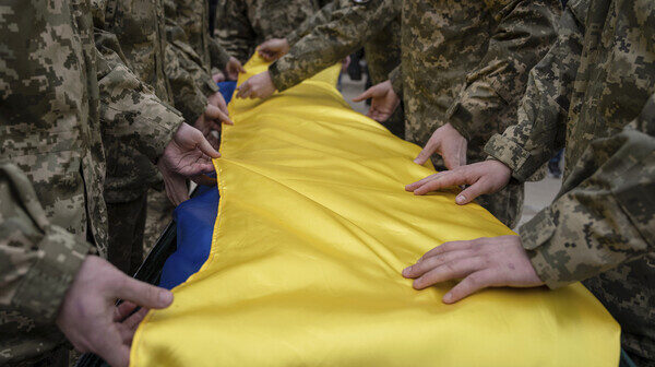 Amerikalı ailə Ukraynada ölən hərbçiyə görə Rusiyadan TƏZMİNAT İSTƏYİR