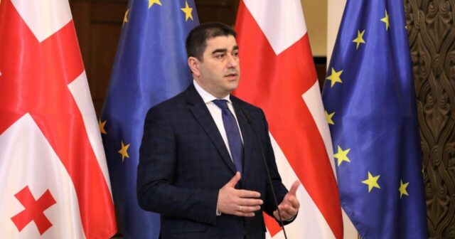 Papuaşvilidən ŞOK İDDİA: “Brüsseldə bəziləri Gürcüstana tank yeritmək istəyirlər”