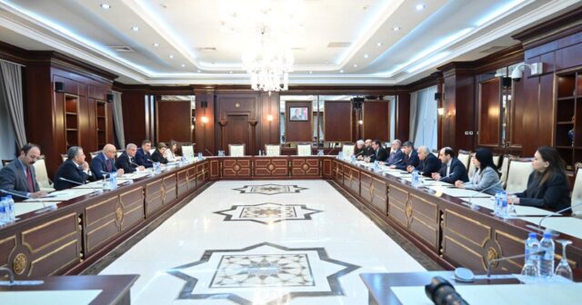 Milli Məclisdə dövlət–din münasibətləri və ictimai iştirakçılıq mövzusu müzakirə olunub