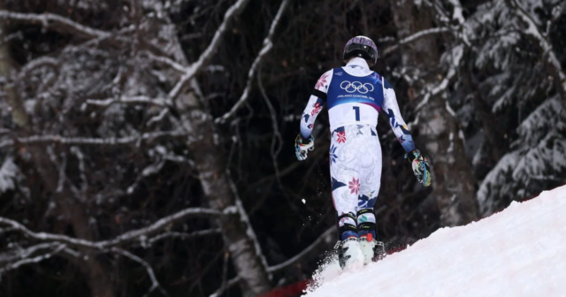 Olimpiadada QEYRİ-ADİ HADİSƏ: Norveçli xizəkçi məğlubiyyətdən sonra meşəyə QAÇDI – VİDEO