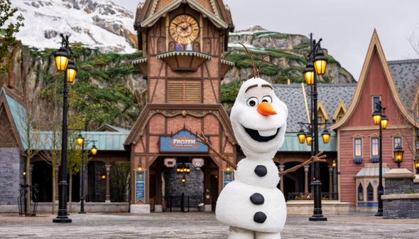 “Soyuq ürək”in sevimli qəhrəmanı Olaf “BAYILDI” – VİDEO