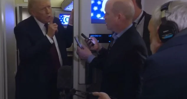 Jurnalistin sualı Trampı QƏZƏBLƏNDİRDİ: “Sən çox xoşagəlməz insansan” – VİDEO