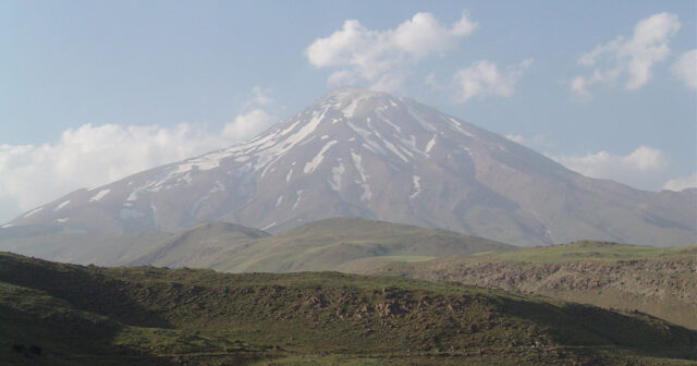 İranda GÜCLÜ ZƏLZƏLƏ: Tehran yaxınlığında yeraltı təkanlar QEYDƏ ALINDI – VİDEO