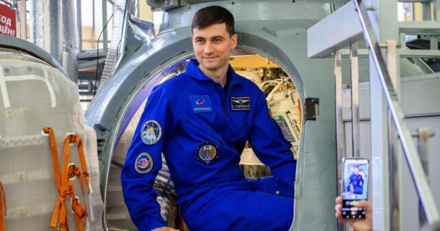 Kosmonavt olmaq istəyənlərin NƏZƏRİNƏ: Tatuajlar SİLİNMƏLİDİR