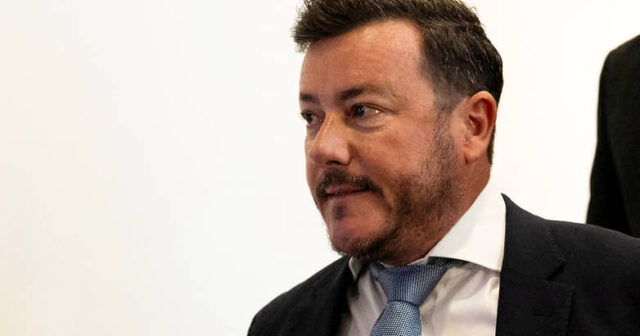 Müflis olmuş milyarderin dəbdəbəli villası SATIŞA ÇIXARILIR – FOTO