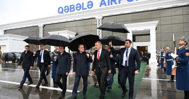 Çexiyanın Baş nazirinin Azərbaycana səfəri başa çatıb