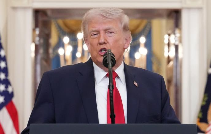 Tramp: F-15 qırıcısı daşınan zenit-raket kompleksi ilə vurulub