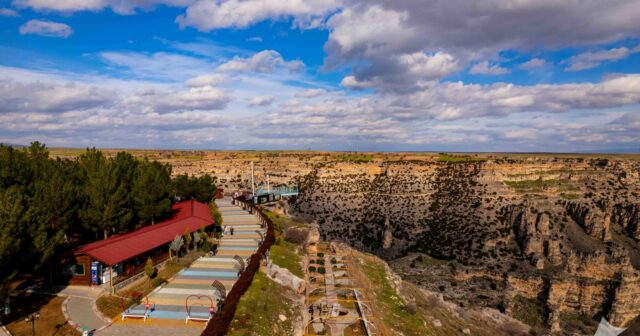 Dünyada ilk pulun istifadə edildiyi, turistlərin ən sevdiyi ŞƏHƏR: Qədim Uşak şəhəri haqqında bilmədiklərimiz…