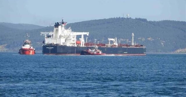 Rusiyadan Türkiyəyə neft daşıyan tankerdə QƏZA – Boğaz hər iki istiqamətdə BAĞLANDI