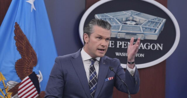 Pentaqonda Heqsetin UĞURSUZ ÇIXIŞI: Nazir İncil əvəzinə filmdən SİTAT GƏTİRDİ – VİDEO