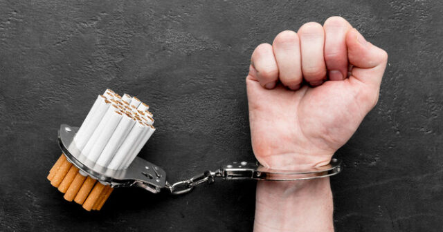 Siqaret satışına ömürlük QADAĞA: Dövlət Duması müzakirələrə BAŞLADI