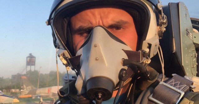 Məşhur hərbi bloqer və pilot İNTİHAR ETDİ: Vida mesajı YAYILDI Məşhur hərbi bloqer və pilot İNTİHAR ETDİ: Vida mesajı YAYILDI