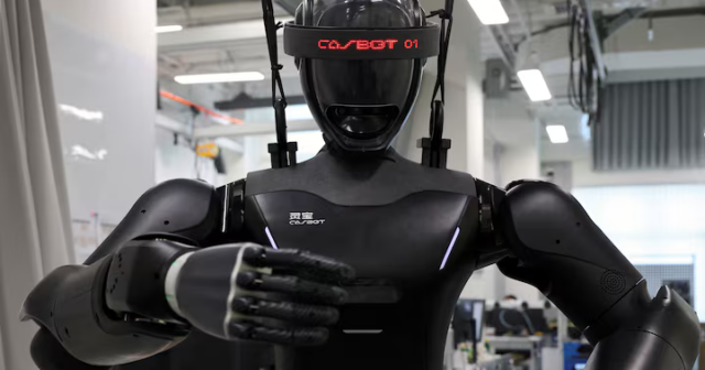 Çin mağazalarında YENİ DÖVR: İnsan kassirləri robotlar ƏVƏZ EDİR – VİDEO