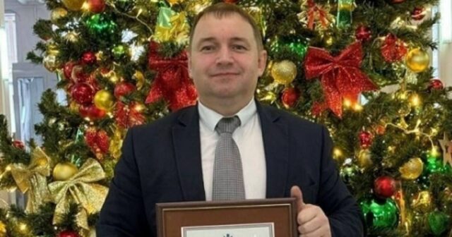 Novosibirskdə məmur avtomobilində güllələnmiş halda TAPILDI