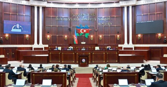 Milli Məclisin yaz sessiyası çərçivəsində son iclası başlayıb Milli Məclisin yaz sessiyası çərçivəsində son iclası başlayıb