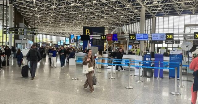 Rusiyada kütləvi uçuş LƏĞVLƏRİ: 13 hava limanında vəziyyət GƏRGİNDİR
