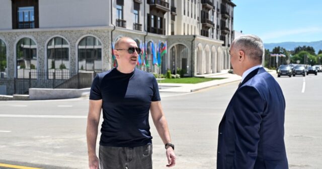 Prezident Xankəndidə əsaslı şəkildə yenidən qurulmuş Mədəniyyət Mərkəzinin açılışında iştirak edib Prezident Xankəndidə əsaslı şəkildə yenidən qurulmuş Mədəniyyət Mərkəzinin açılışında iştirak edib
