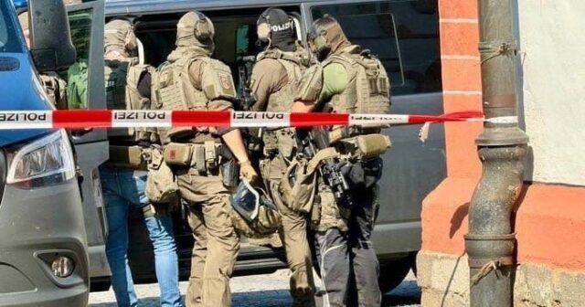 Almaniyada banka SİLAHLI BASQIN: Girovlar var – FOTO