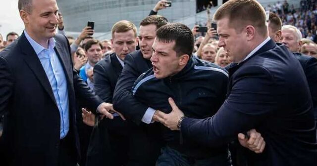 Sverdlovsk vilayətində ŞOK İNSİDENT: Qubernator Denis Paslerə HÜCUM – VİDEO