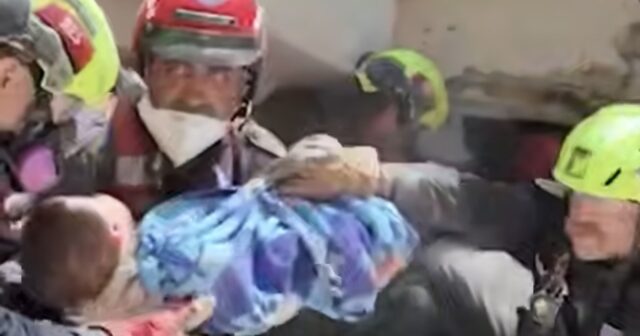 Venesuelada MÖCÜZƏ: Doqquzaylıq körpə və anası dağıntılar altından SAĞ ÇIXARILDI – VİDEO