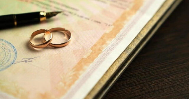 Rəsmi nikah olmadan birgə yaşayış ölkənin təhlükəsizliyinə birbaşa təhdiddir – Rusiya Ədliyyə Nazirliyi