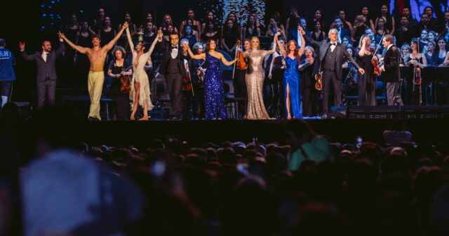 İstanbulda möhtəşəm konsert: 140 mindən çox sənətsevər bir araya gəldi – VİDEO