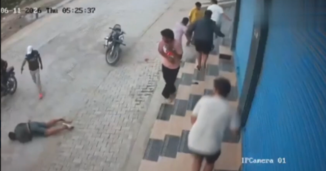 İdman zalının sahibi məşq edənlərin gözü qarşısında ÖLDÜRÜLDÜ – VİDEO İdman zalının sahibi məşq edənlərin gözü qarşısında ÖLDÜRÜLDÜ – VİDEO