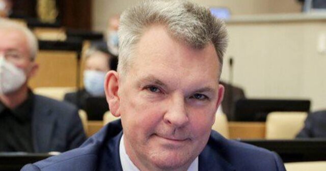 Rusiyanın tanınmış kosmonavtı və deputatı 56 yaşında VƏFAT ETDİ – FOTO