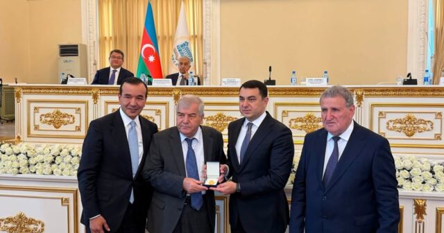 Sabir Rüstəmxanlı Birinci Türkoloji Qurultayın 100 illiyi münasibətilə iki nüfuzlu mükafata layiq görülüb – FOTOLAR