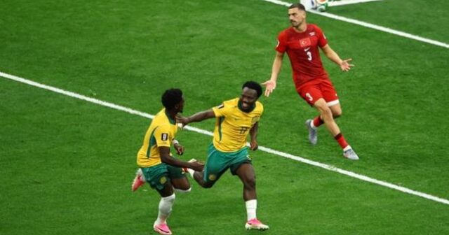 Yayım RÜSVAYÇILIĞI: Futbol azarkeşlərinə DÇ-2026 matçı əvəzinə kompüter oyunu GÖSTƏRİLDİ – VİDEO