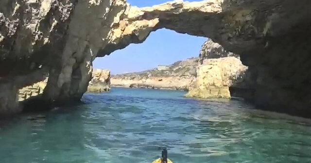 Maltada QORXULU QƏZA: “Öpüşən fillər” qaya tağından tullanan turist ÖLÜMƏ SƏBƏB OLDU – FOTO