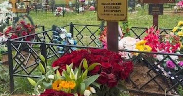 “Briqada” serialının aktyoru DƏFN EDİLDİ – Mərasimə məşhur həmkarları GƏLMƏDİ “Briqada” serialının aktyoru DƏFN EDİLDİ – Mərasimə məşhur həmkarları GƏLMƏDİ