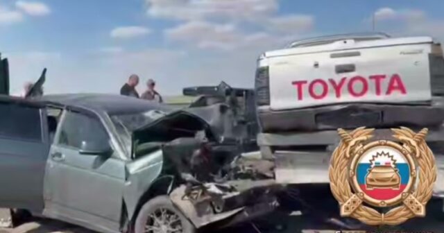 Rostovda tarlada YANĞIN: Tüstü 12 avtomobilin toqquşmasına SƏBƏB OLDU – VİDEO Rostovda tarlada YANĞIN: Tüstü 12 avtomobilin toqquşmasına SƏBƏB OLDU – VİDEO