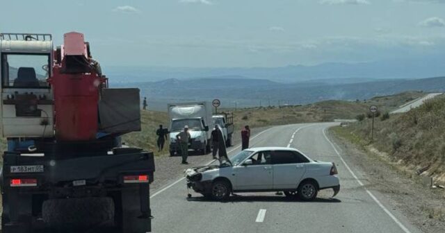 Təhlükəsizlik kəməri taxmayan sürücünün başı PARTLADI – FOTO