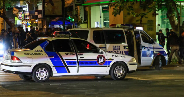 İrəvanda inkasator avtomobilindən 34 torba pul OĞURLANDI İrəvanda inkasator avtomobilindən 34 torba pul OĞURLANDI