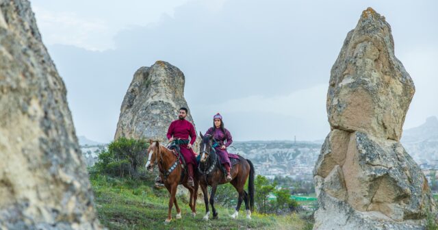 Kapadokiyada “II Kapadokiya At və Atçılıq Mədəniyyəti Festivalı” ilə qeyd olundu – FOTOLAR Kapadokiyada “II Kapadokiya At və Atçılıq Mədəniyyəti Festivalı” ilə qeyd olundu – FOTOLAR