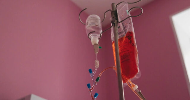 Xəstəxanada RƏZALƏT: 11 yaşlı qız Hepatit C və İİV-ə YOLUXDURULDU Xəstəxanada RƏZALƏT: 11 yaşlı qız Hepatit C və İİV-ə YOLUXDURULDU