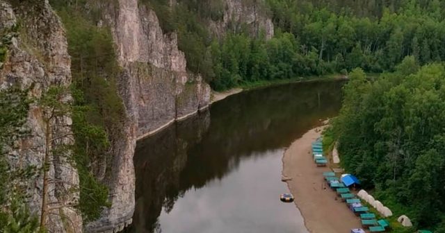 Rusiyada dəhşətli TUFAN: Ağaclar çadırda yatan turistlərin üzərinə AŞDI – VİDEO Rusiyada dəhşətli TUFAN: Ağaclar çadırda yatan turistlərin üzərinə AŞDI – VİDEO